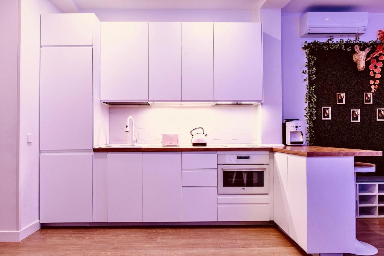 Calle Rodas 3 Central 5 Stars Apartment In Madrid For 6 People Eksteriør bilde
